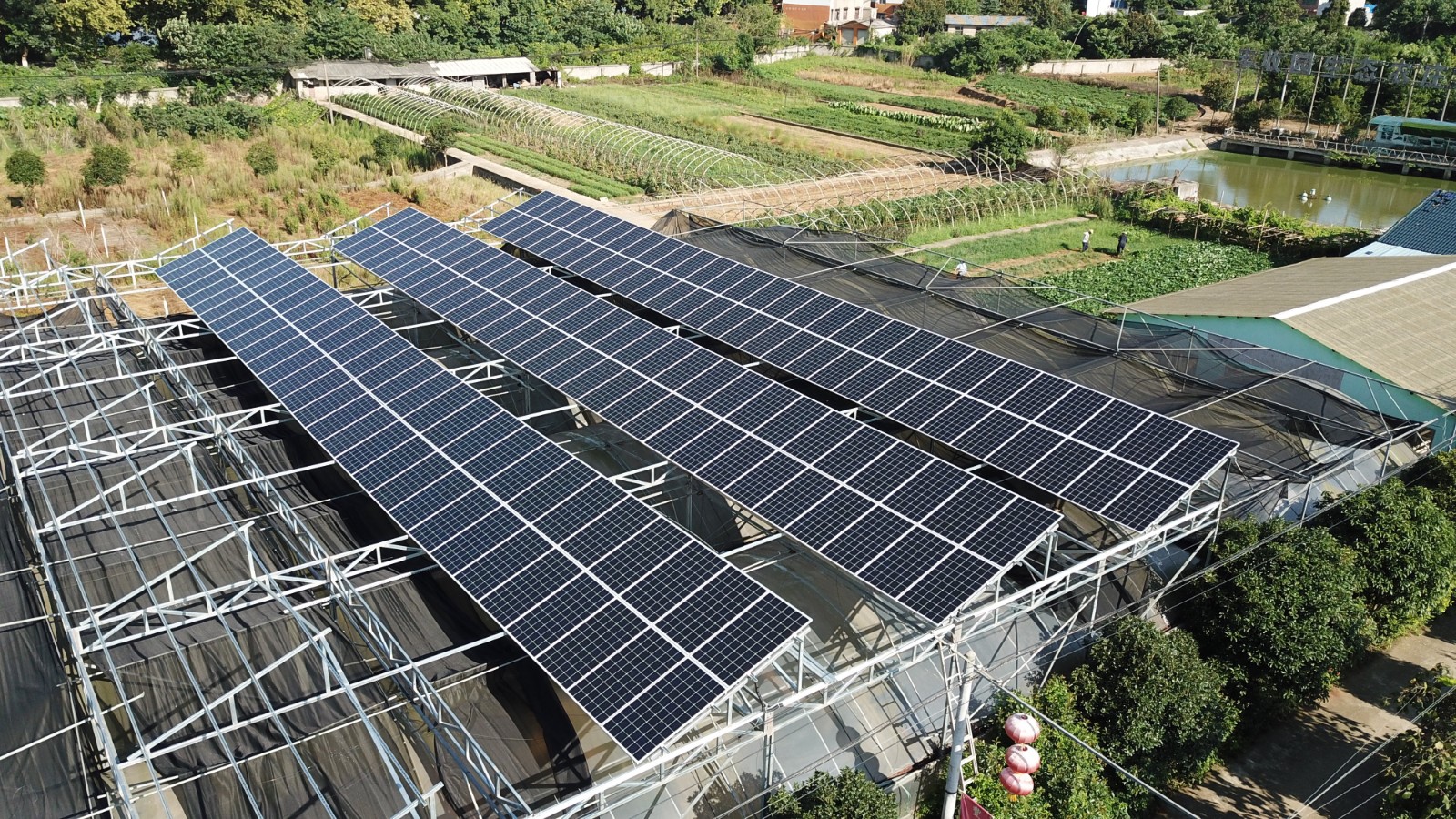 太阳能光伏发电，，，，绿色环保，，，，让你的生涯充满阳光